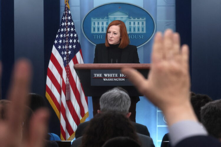 젠 사키 백악관 대변인 25일 기자 브리핑을 하고 있다. REUTERS/Leah Millis