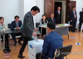한국 대선, 재외선거 2주 남았다