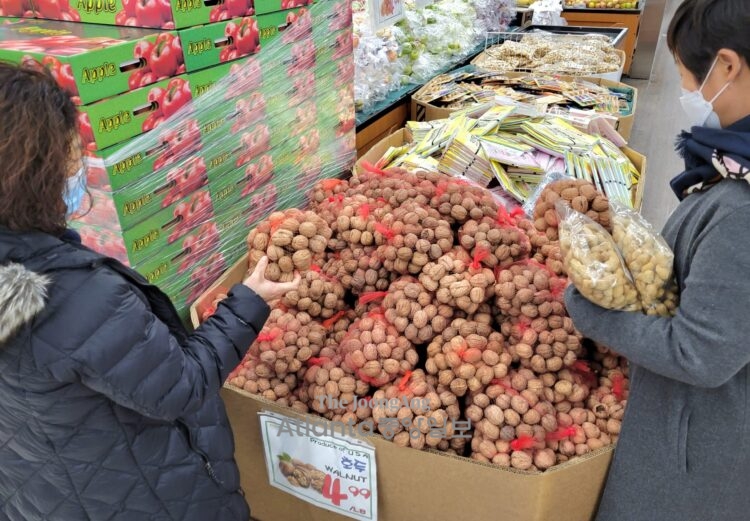 오늘 15일 정월 대보름... 부럼깨고 액운 쫒고