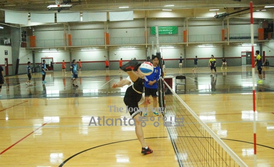 건강 지키고 친목도 쌓고 ‘족구 붐’ 인다...애틀랜타족구협회