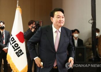 윤석열 당선인, 재외동포들에 감사인사