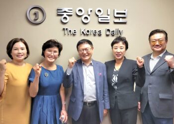 잘하겠습니다! 35대 한인회장단