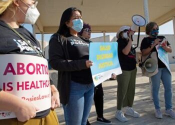 낙태법 엄격한 텍사스주에서 검찰이 낙태 혐의 20대女 기소 거부