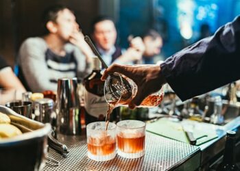 술, 40세 이하엔 백해무익…그 이상엔 유익할 수도