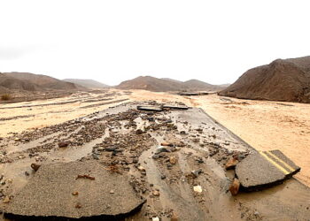 '가장 메마른 땅' 데스밸리에 돌발홍수…1천명 고립