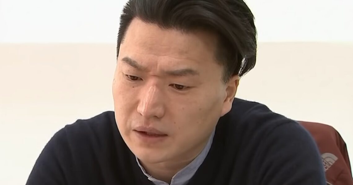 추방 입양인 아담 크랩서, 결국 한국 떠났다… '신송혁'이 된 '신성혁'씨 비극