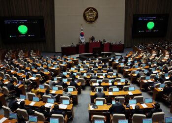 27일 오후 열린 국회 본회의에서 동포청 설립 등의 정부조직법 개정안이 통과됐다. 연합뉴스