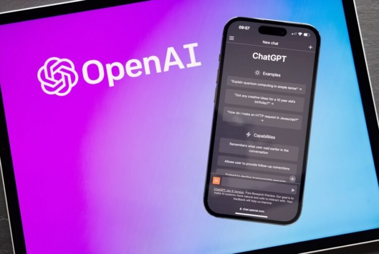 챗GPT 모바일에서도 이용한다…오픈AI, 아이폰용 앱 출시