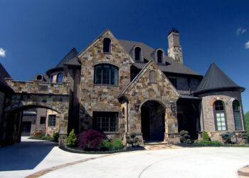 킴 졸시엑이 출연한 '브라보티비'의 한 리얼리티쇼에 나온 저택 모습 [출처 브라보티비 웹사이트]