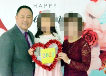 3일 부인과 딸을 살해하고 극단적 선택을 한 조셉 정 전도사가 지난해 촬영한 가족사진. [교회 웹사이트]