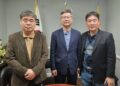 (왼쪽부터) 이웅일 대표, 엄덕주 대표, 이강하 회장 [뷰티협회 제공]