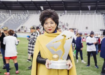 '코그노산트' 창업 한인 사업가, 글로벌 여자 축구그룹 만든다