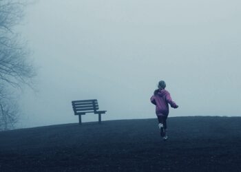 남성 보육 돌보미, 여아 91명에 끔찍한 성범죄…충격의 호주