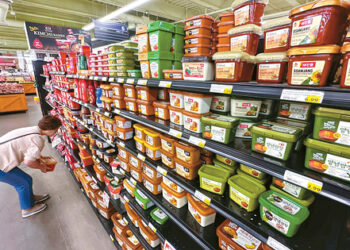 한국식품 인기 가속도 붙었다...라면·장류·김치 대미 수출 급증