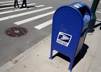 USPS 우체통. 로이터