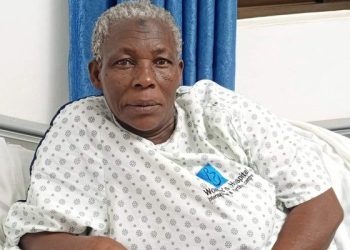 우간다 70세 여성 '남매 쌍둥이' 낳았다… "산모·아이 건강 양호"