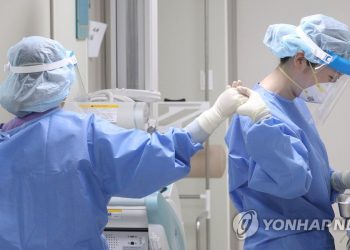 "더는 한국서 일 못한다" 미국 간호사 시험 보는 간호사 8350명