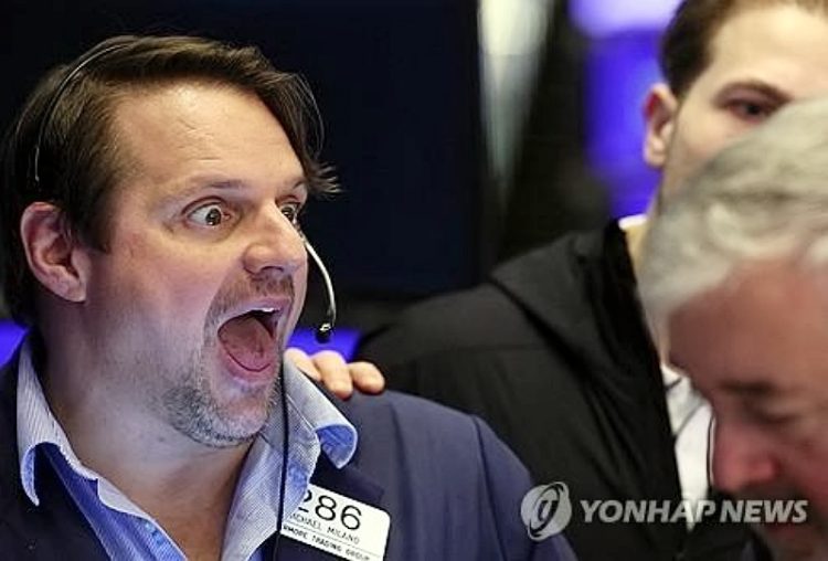 S&P 사상 최고치 마감…5,000선 돌파 앞두고 '일단 숨고르기'