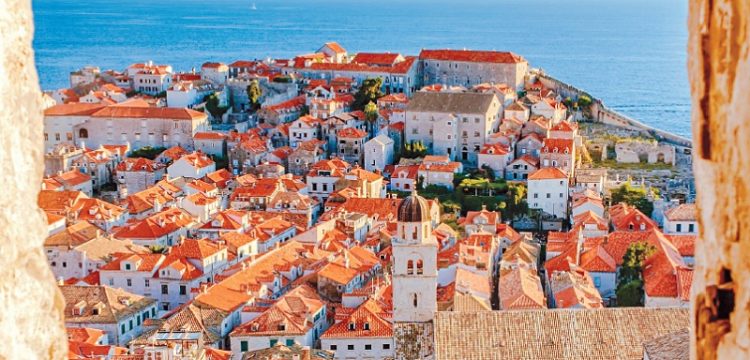 [투어멘토 박평식의 여행 이야기] 아드리아해를 수놓은 붉은 지붕, 두브로브닉(크로아티아)