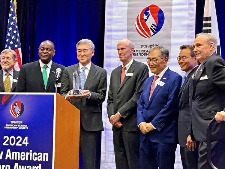 이민자 영웅상 '성 김' 전 주한미국대사