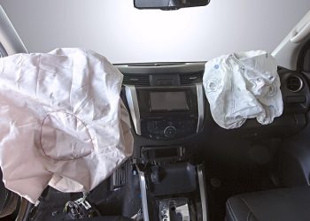 짝퉁 에어백 주의보…금속 파편에 사망도