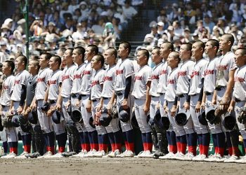 재일 한국계 민족학교 교토국제고, 日고시엔 첫 우승…한국어 교가로 피날레