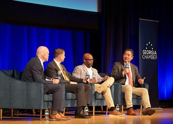 "중고교 때부터 미래 직업기술 습득해야" 장재훈 현대차 부회장, 조지아상의 컨퍼런스서 강조