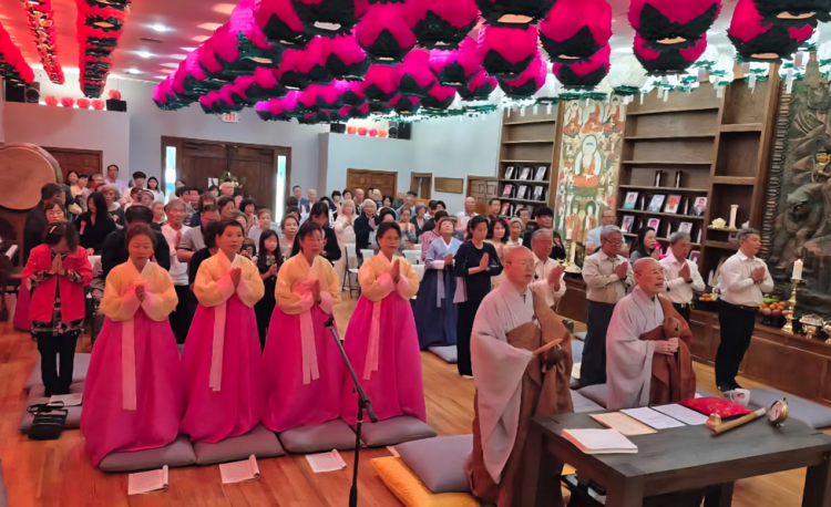 불기 2569년 부처님오신날을 맞아 애틀랜타 전등사에서도 봉축법요식이 열렸다.