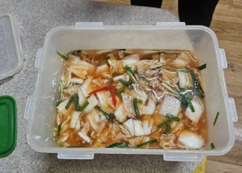 김형석 교수가 식사 때 챙겨 먹는다는 나박김치