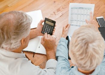 내년 소셜연금 인상률이 소폭에 그칠 전망이다. [ShutterStock]