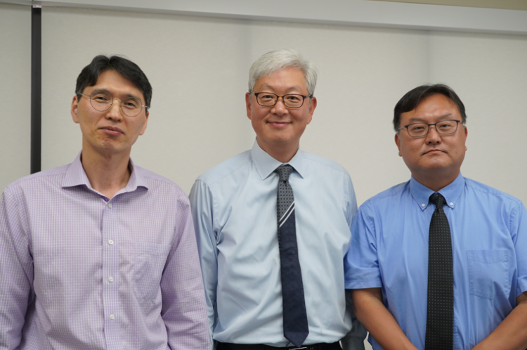 왼쪽부터 조지아 한인변호사협회(KABA)의 이현철, 정승욱, 이종원 변호사