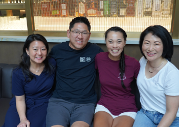 (왼쪽부터) 아만다 조 조지아한인입양인협회장, 나탄 노왁 KAAN 자문위원, 케이티 보젝 KAAN 회장, 선아 레이번 KAAN 자문위원.