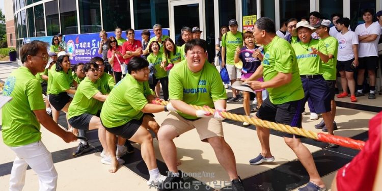 2023년 동남부체전 줄다리기 경기에서 어거스타가 압도적으로 1위를 차지했다. 윤지아 기자.