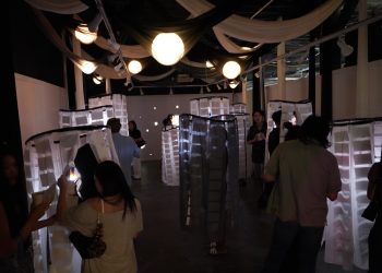 지난 11일 애틀랜타 폰스 하일랜드 갤러리에서 열린 줄리아 김 전시회.