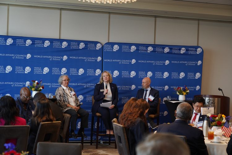 (왼쪽부터) 타미 오버비, 리키 비빙턴, 트로이 스탠가론. 장채원 기자