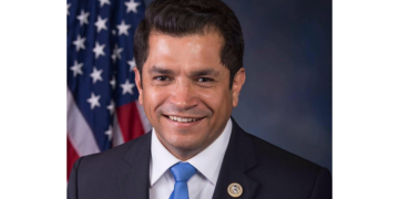 지미 고메즈(민주·가주 34지구·사진) 연방 하원의원.