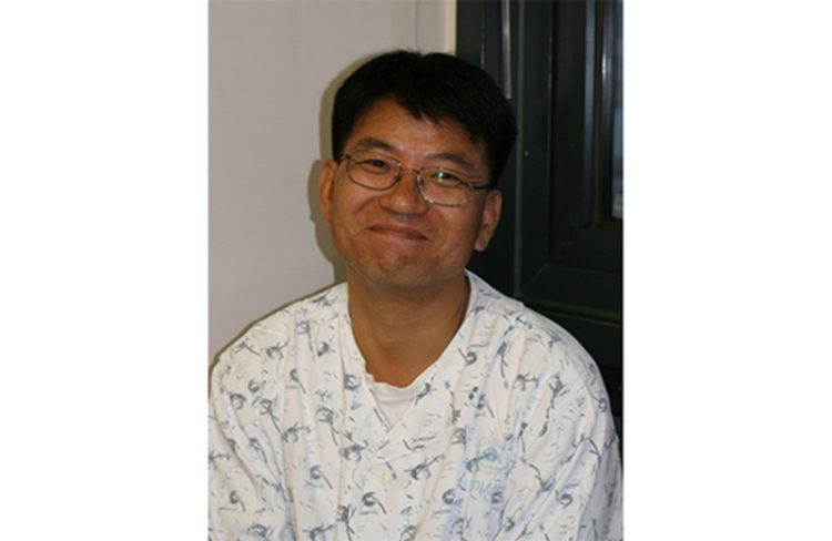 2005년 11월 간 기증을 위해 서울 송파구 서울아산병원에 입원한 이태조 목사. 사진 본인