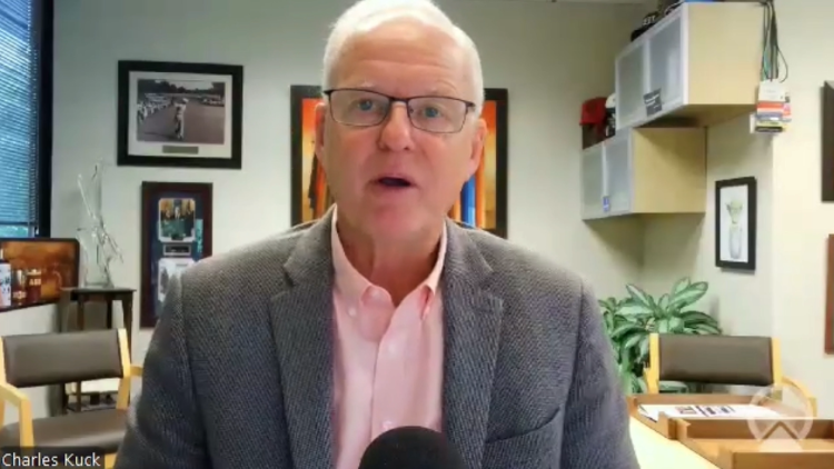 17일 인터뷰에 응한 찰스 쿠크 변호사. 줌 화면 캡처