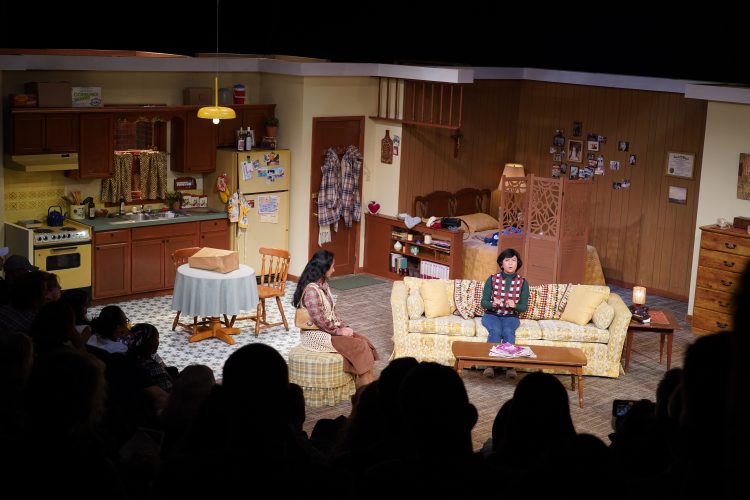 17일 조지아주 애틀랜타 호라이즌 극장에서 열린 연극 하트셀러스 시사회 무대에서 제인과 루나. 장채원 기자