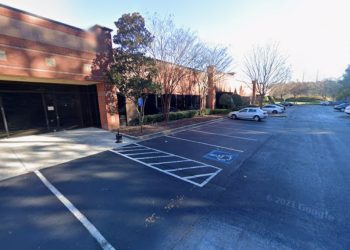 현재 사무실 건물로 사용되고 있는 새틀라이트 불러바드 선상 부지. [구글맵 캡처]