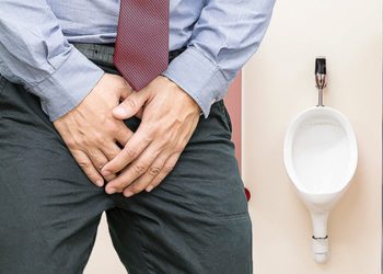전립샘암이 진행되면 배뇨 문제가 발생할 수 있다. 사진 셔터스톡