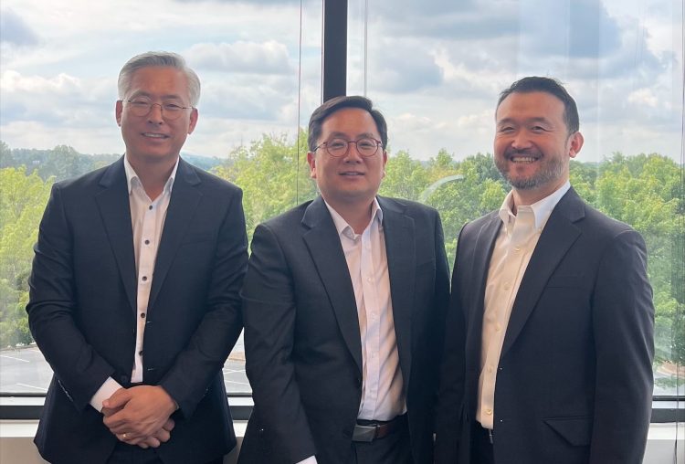 (왼쪽부터) 정수환, 김태형, 정원석 파트너