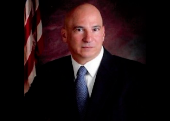 스캔달라키스 검찰협의회 국장.