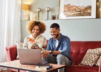 스테이트팜이 지난 1년간 자동차 보험료를 평균 10% 이상 인하했다고 조지아 보험당국은 발표했다. [홈페이지 캡처]