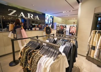 글로벌 패스트패션 브랜드 자라(Zara)가 일부 매장을 정리했다. [출처 셔터스톡 / Sorbis]