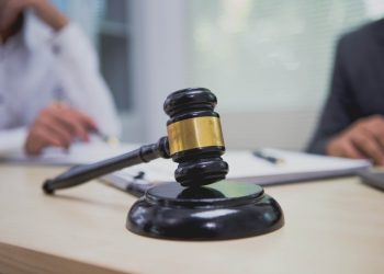 뉴저지 한인 교사가 9세 학생을 성폭행한 혐의로 기소됐다. 이미지는 기사와 관련 없음. [출처 셔터스톡]