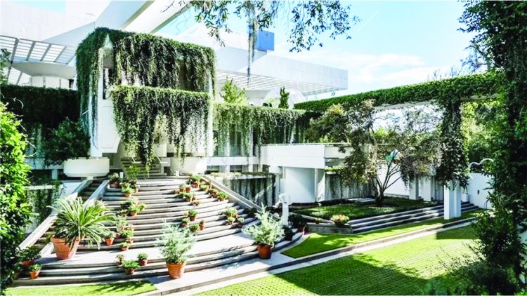 존 포트먼이 설계한 씨아일랜드 해변의 저택. [리얼터닷컴 캡처]