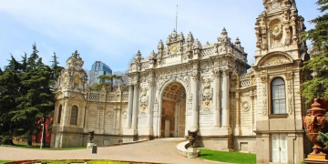 지중해의 베르사유라 불리는 튀르키예 돌마바흐체 궁전