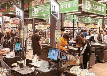 아태계 소비자들이 생활비, 물가 상승에 대한 우려가 더 큰 것으로 나타났다. 어바인 지역 한 아시안마켓 모습. 박낙희 기자