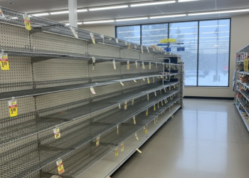 크로거 대변인은 “공포심에 따른 사재기는 필요 없다”며 “고객들은 필요한 만큼만 구매해 달라”고 당부했다. [AI 생성 이미지]